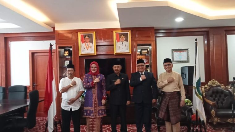 Abdul Kholik Fajdawani Resmi Menjabat Direktur Perumda Air Minum Tirta Kepri